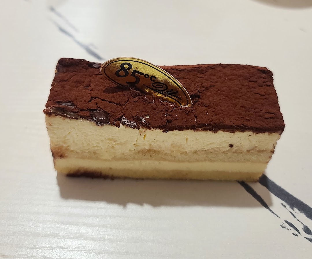 85°C Bakery Cafe-Sherman Oaks — Cafes in Los Angeles