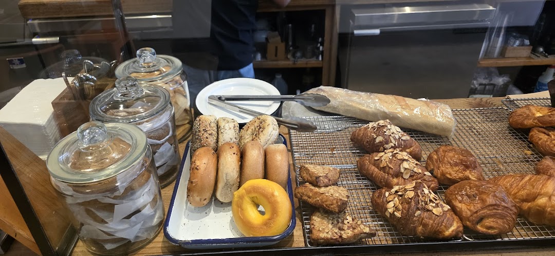 Cafe Bolivar — Cafes in Los Angeles