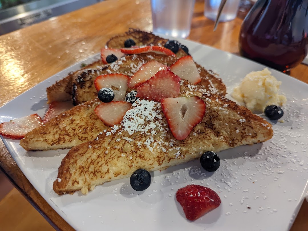 Cafe Fresco — Restaurants in Los Angeles