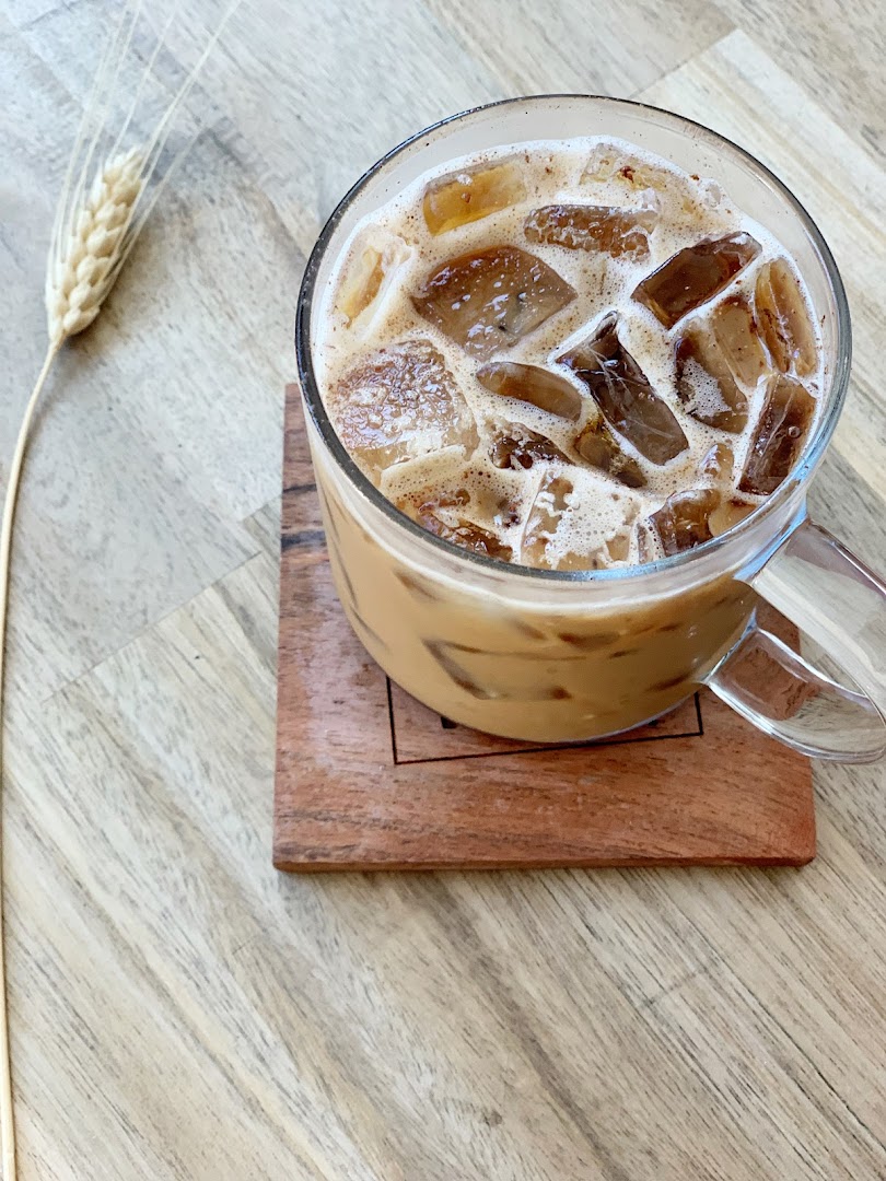 Cara Vana Coffee Shop — Cafes in Los Angeles