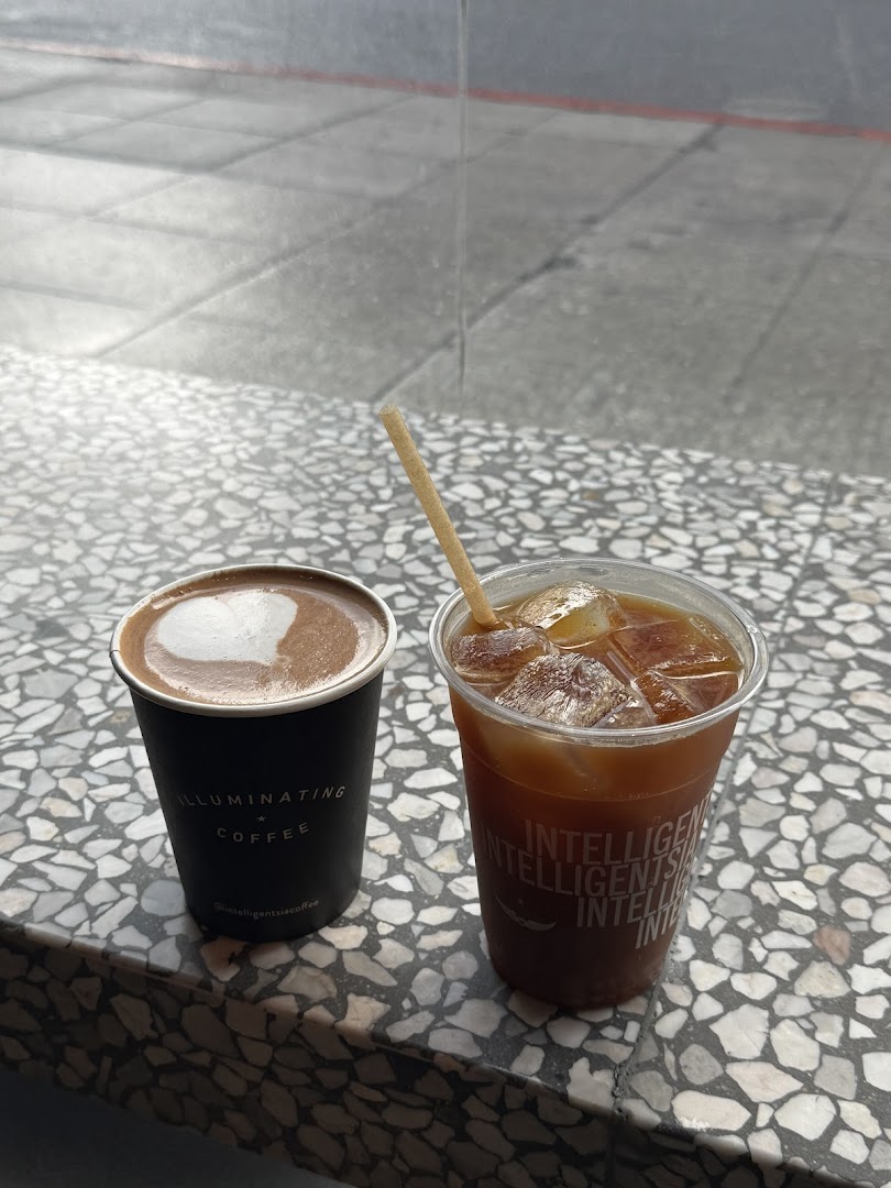 Intelligentsia Coffee Hollywood Coffeebar — Cafes in Los Angeles