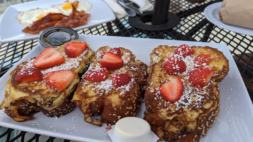 La Terraza — Cafes in Los Angeles