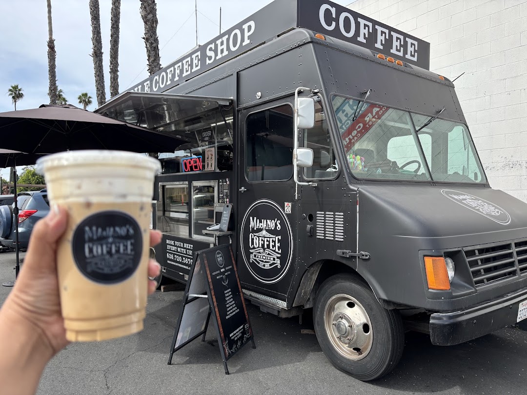 Majano's Coffee, — Cafes in Los Angeles