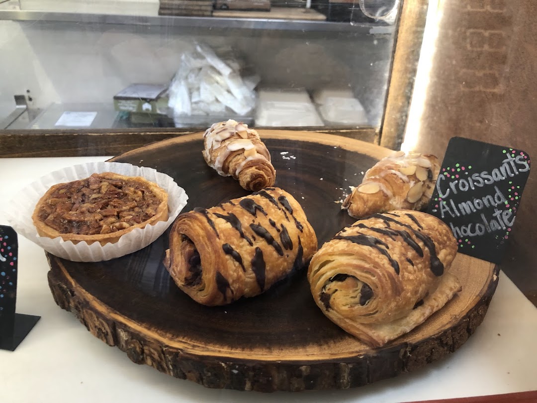 Muddy Paw Coffee Silverlake — Cafes in Los Angeles