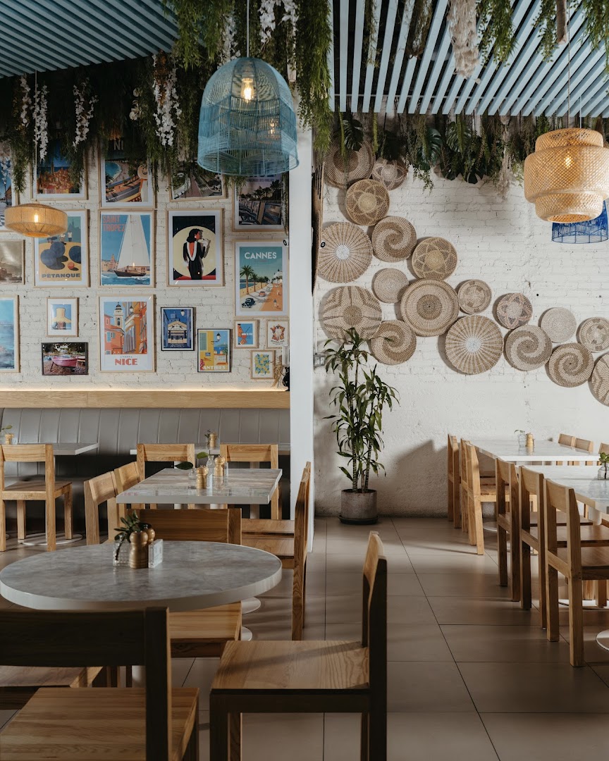 OH LA LA — Restaurants in Los Angeles