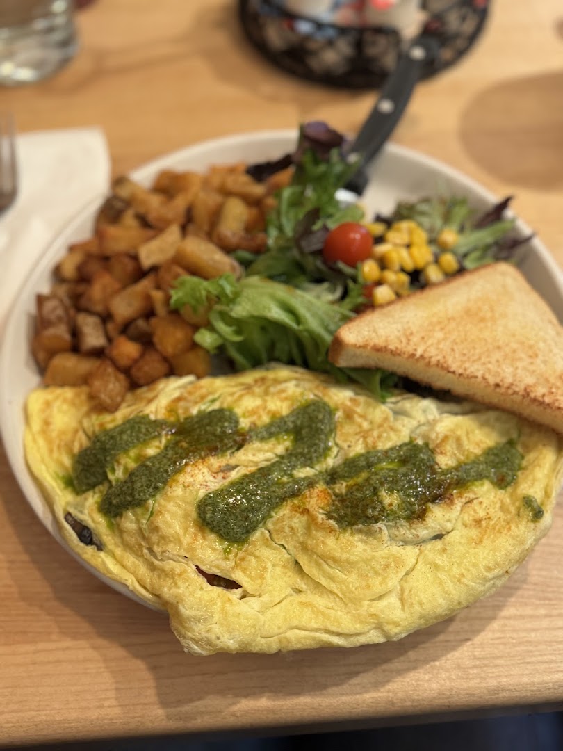 Popping Yolk Cafe — Restaurants in Los Angeles