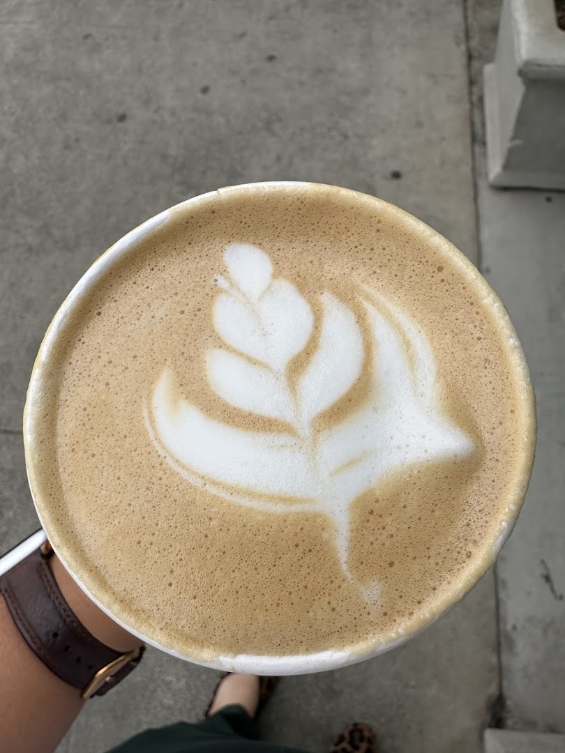 Red Window Coffee — Cafes in Los Angeles