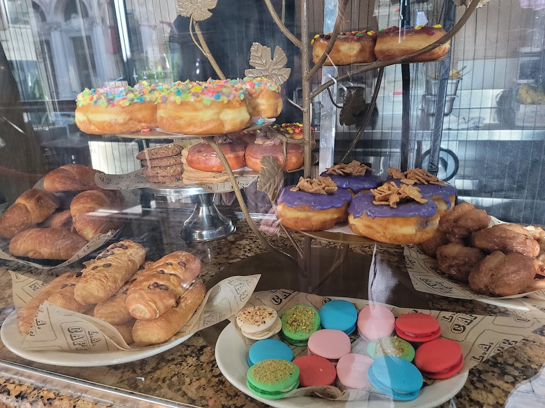 The L.A. Cafe — Cafes in Los Angeles
