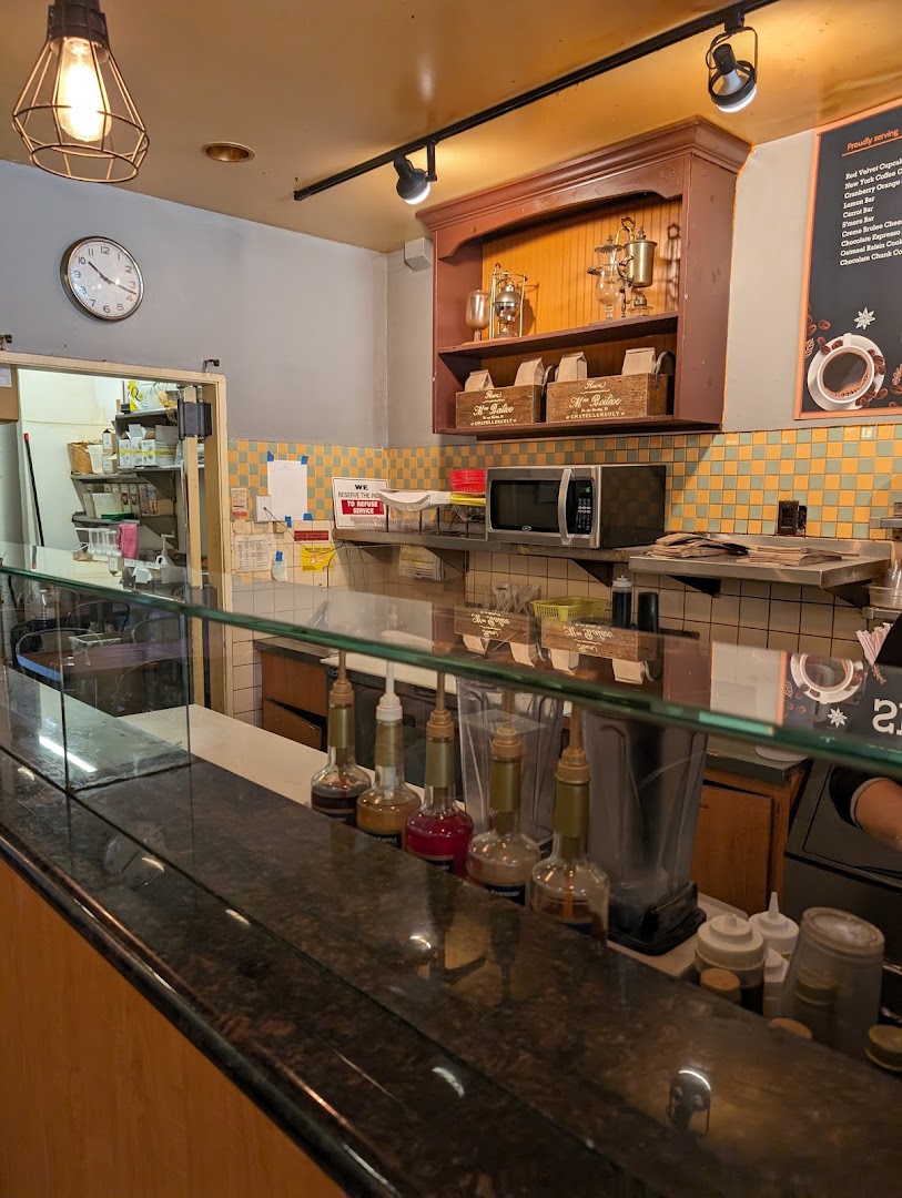 The Spot Cafe & Lounge — Cafes in Los Angeles