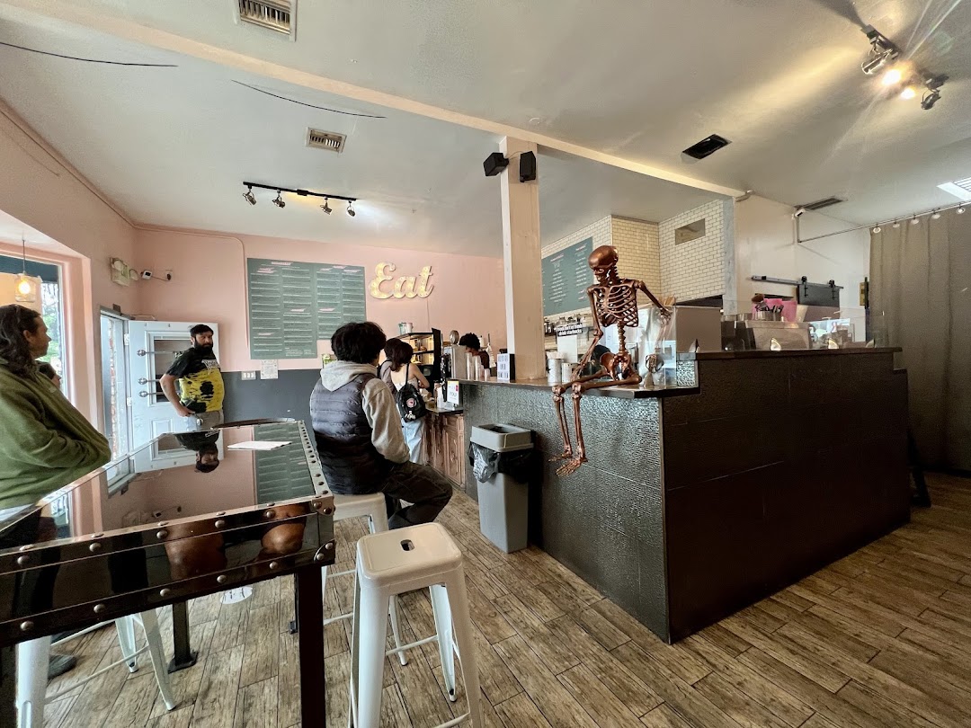 Undergrind Café — Cafes in Los Angeles